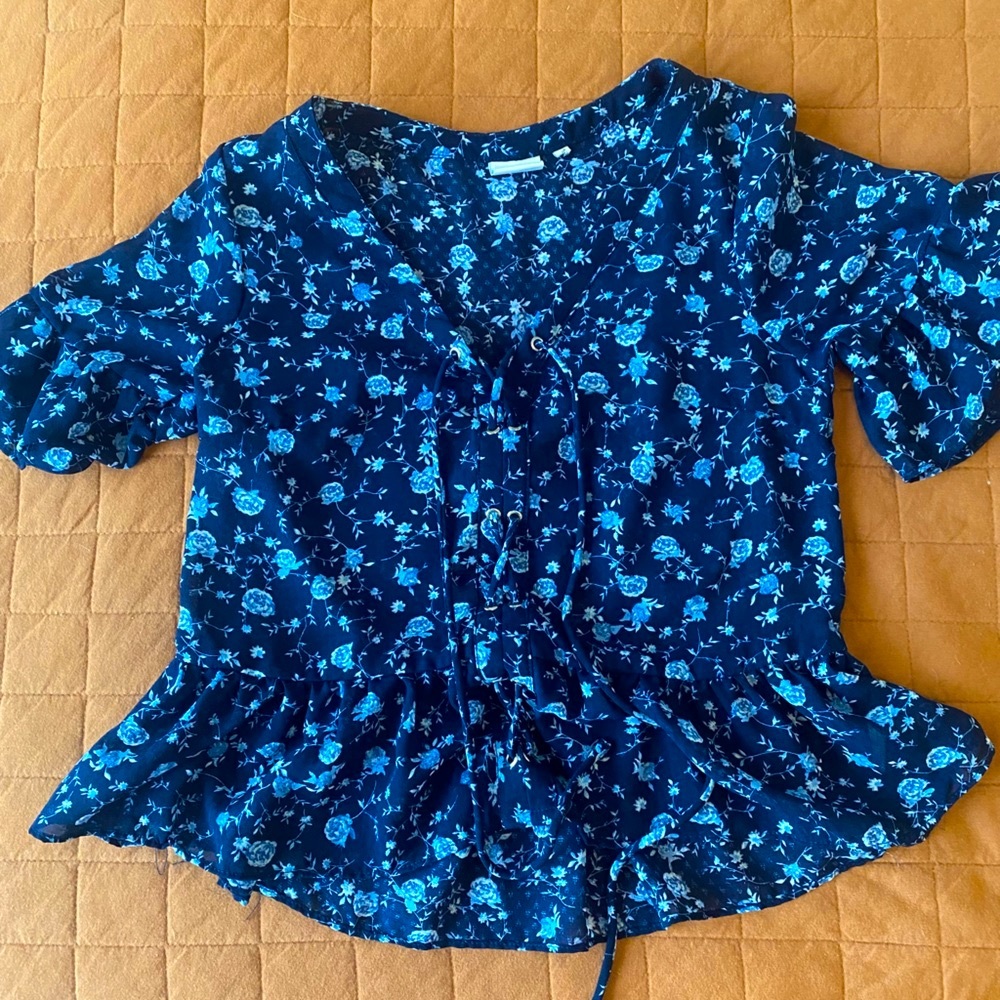 Floral print cropped blouse